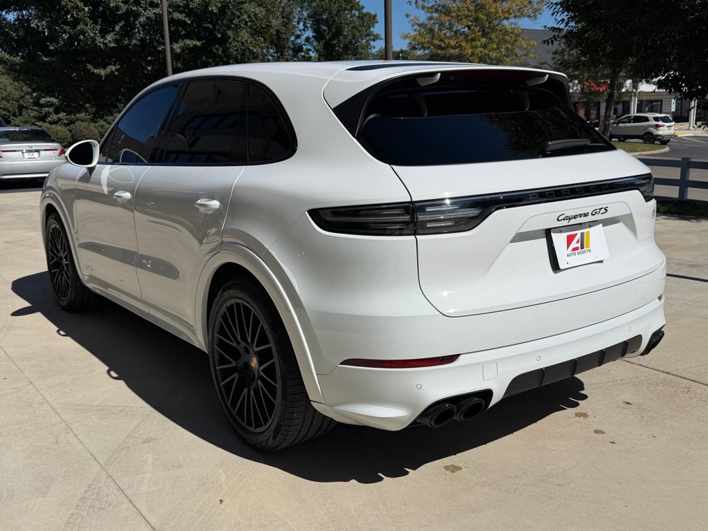 Used 2023 Porsche Cayenne GTS AWD/4WD image 7