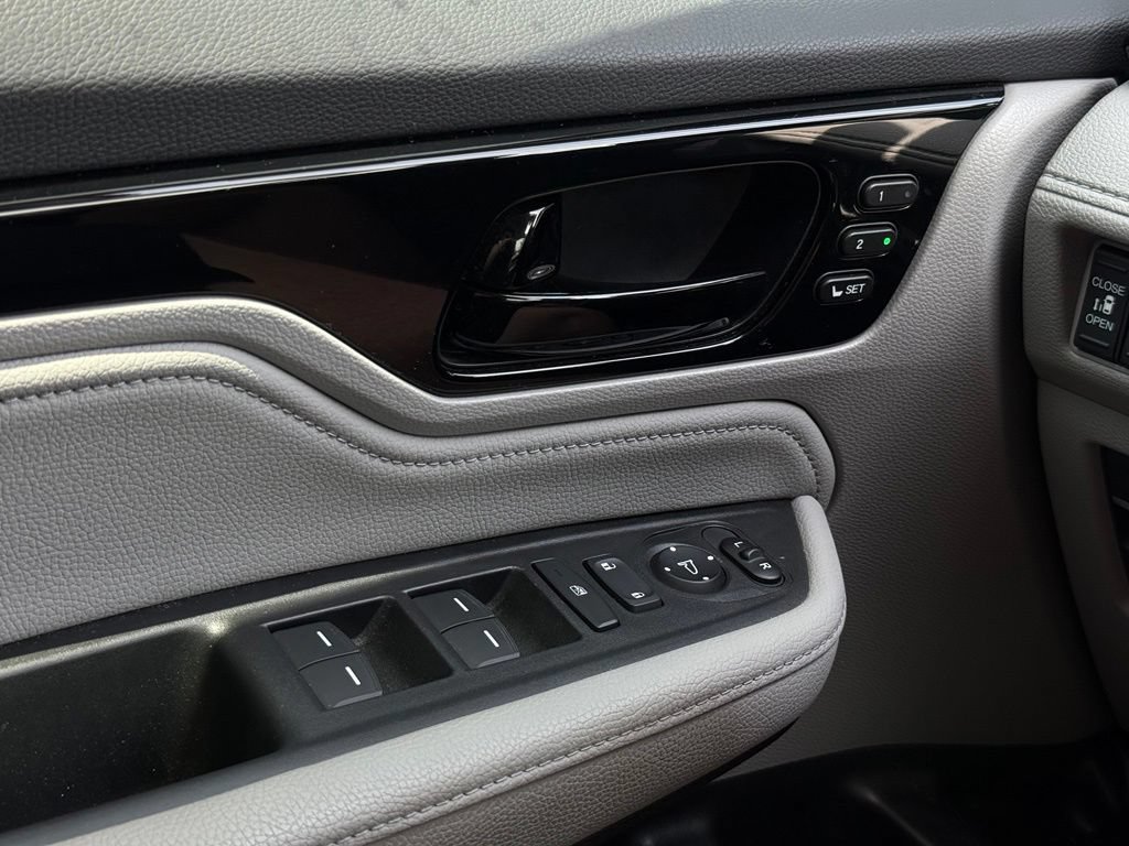 Used 2022 Honda Odyssey Touring image 25