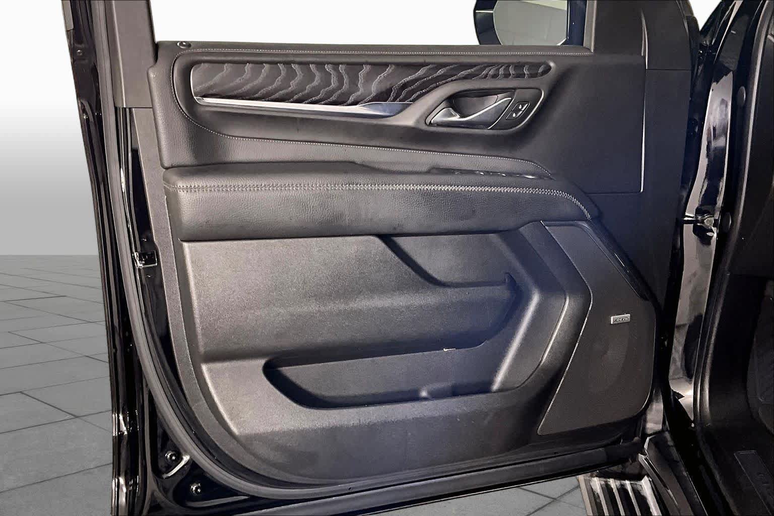 Used 2022 GMC Yukon Denali AWD/4WD image 19