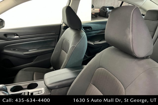 Used 2025 Nissan Altima 2.5 SV AWD/4WD image 16