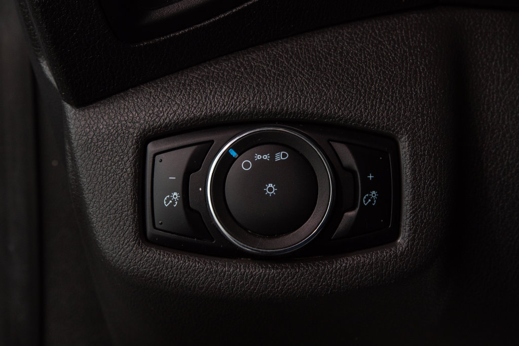 Used 2016 Ford Transit Connect XL FWD image 17