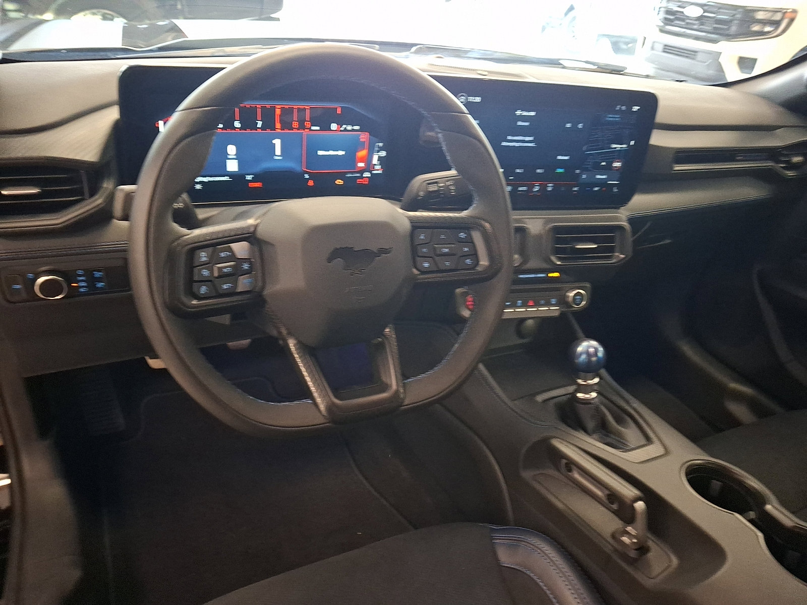 Used 2025 Ford Mustang Dark Horse image 7