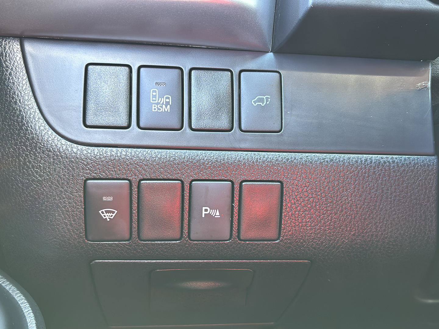 Used 2015 Toyota Highlander Limited AWD/4WD image 39