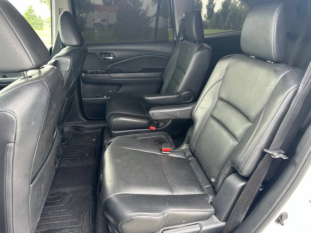 Used 2019 Honda Pilot Elite image 16