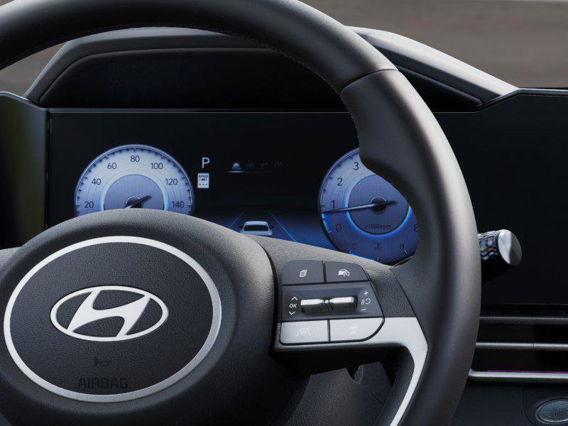 New 2025 Hyundai Elantra Limited image 14