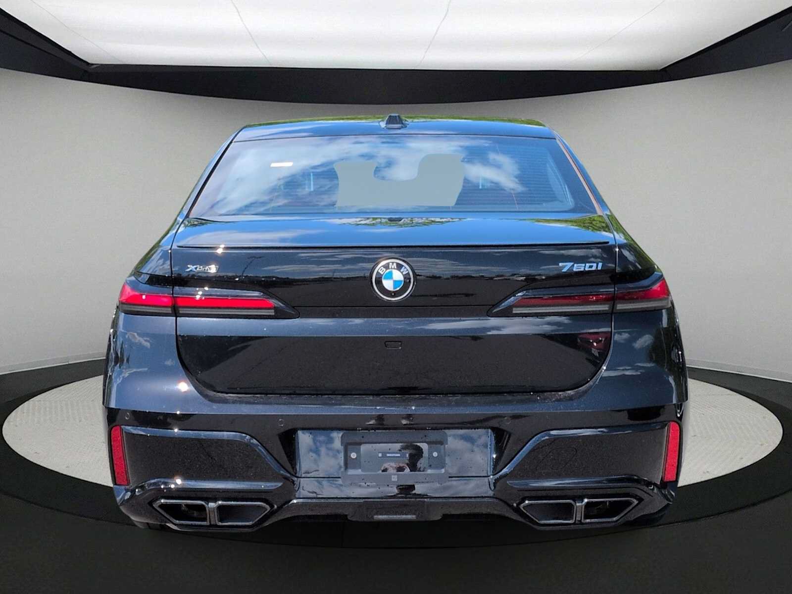 New 2026 BMW 760i xDrive AWD/4WD image 7