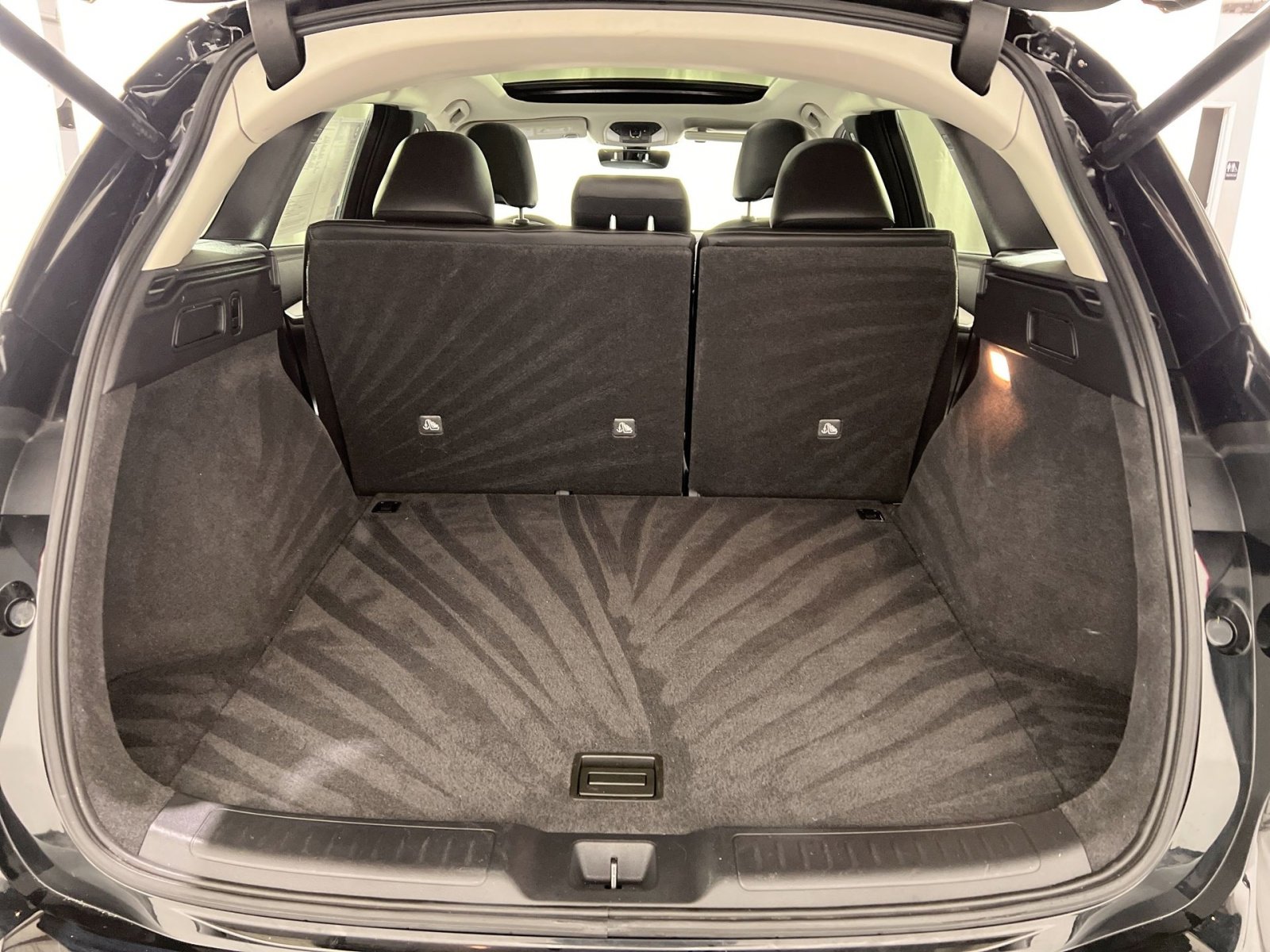 Used 2023 INFINITI QX50 Luxe image 26