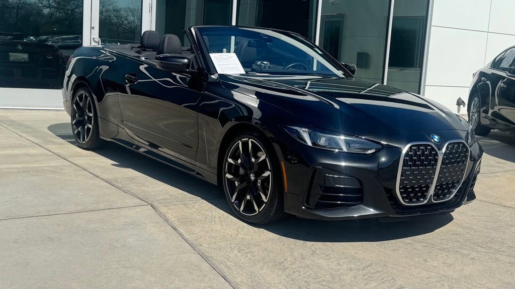 Used 2026 BMW 430i Convertible image 2