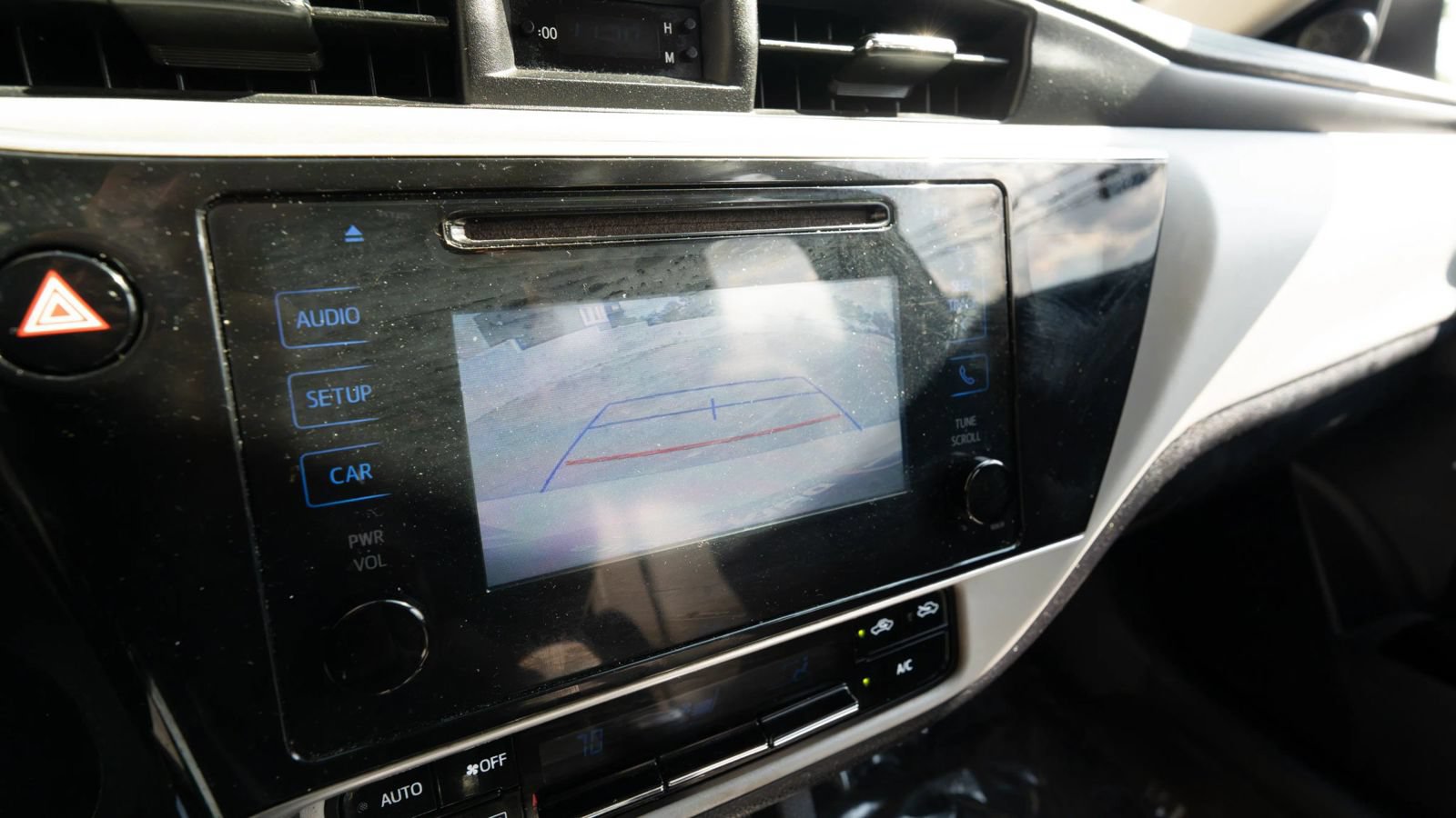 Used 2019 Toyota Corolla LE FWD image 33