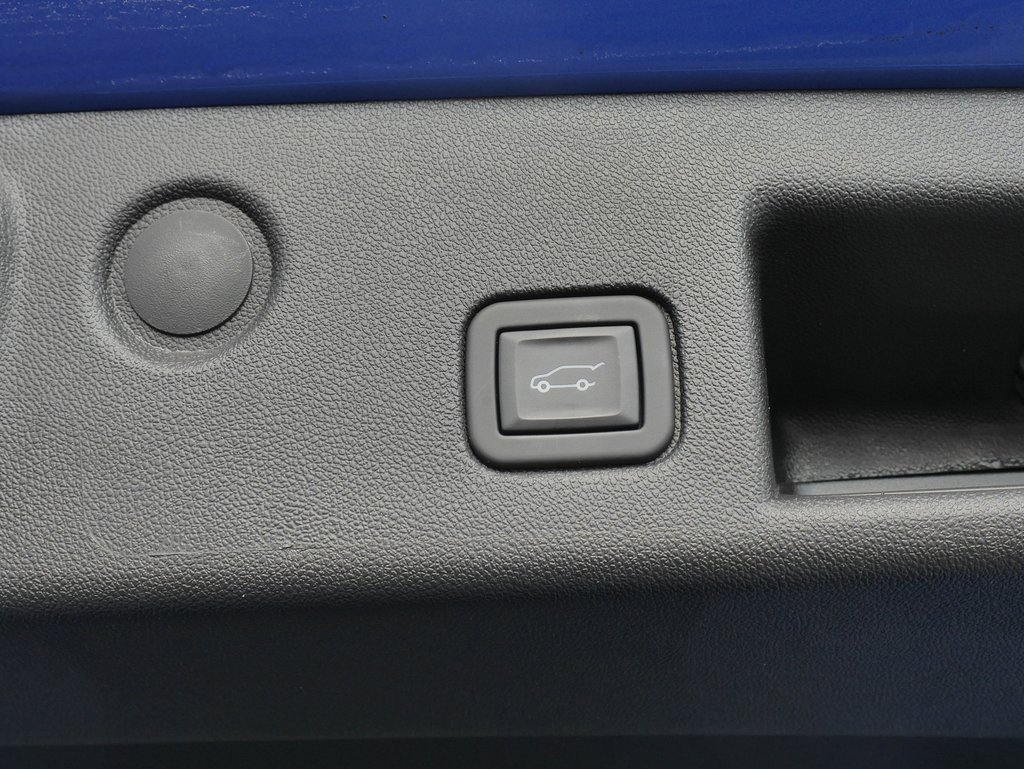 Used 2024 Chevrolet Equinox LT w/ LPO, Floor Liner Package image 17