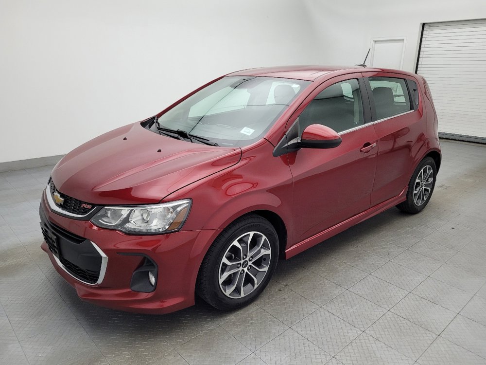 Used 2019 Chevrolet Sonic LT w/ Convenience Package image 2