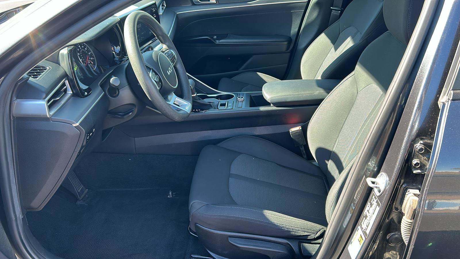 Used 2023 Kia K5 LXS image 18