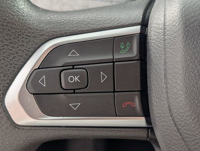 Used 2023 Jeep Compass Sport image 14