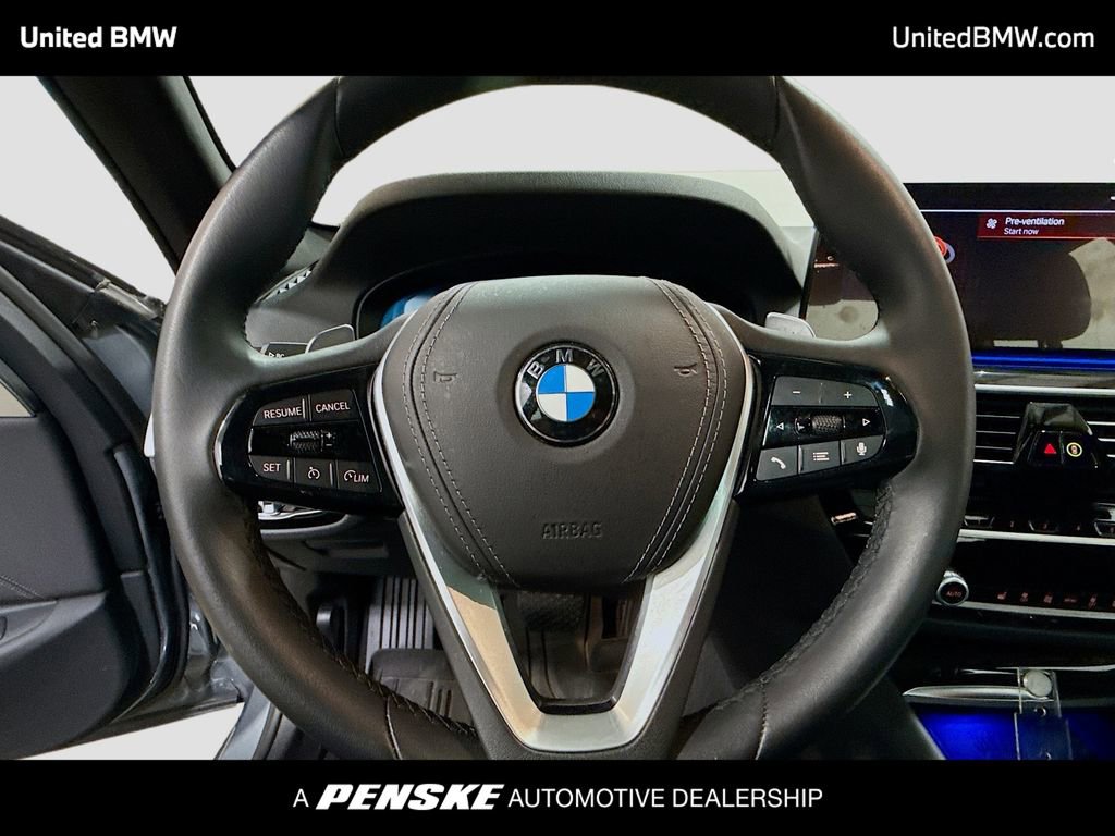 Used 2023 BMW 530i w/ Convenience Package RWD image 6