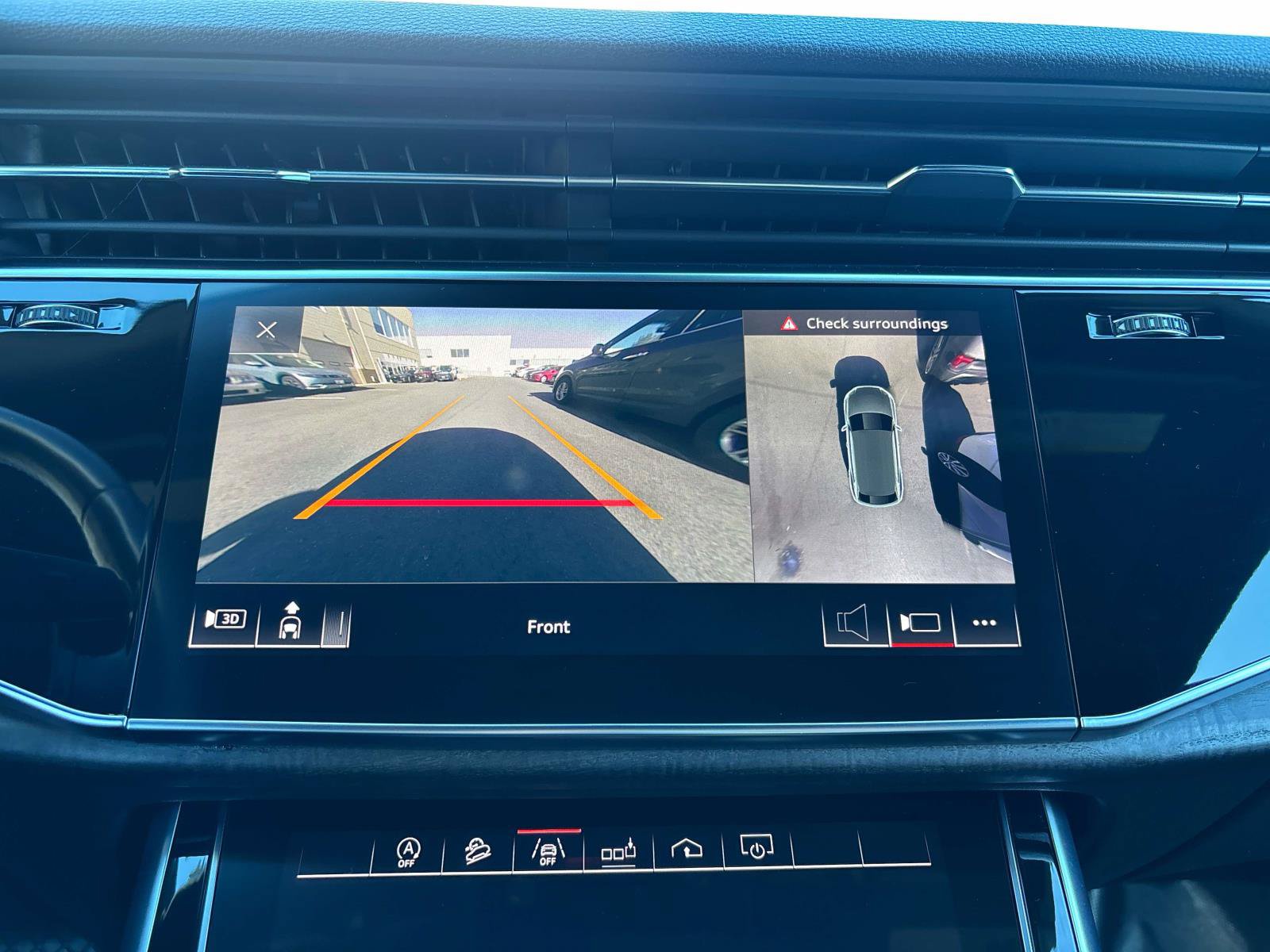 Used 2019 Audi Q8 Premium Plus w/ Premium Plus AWD/4WD image 23