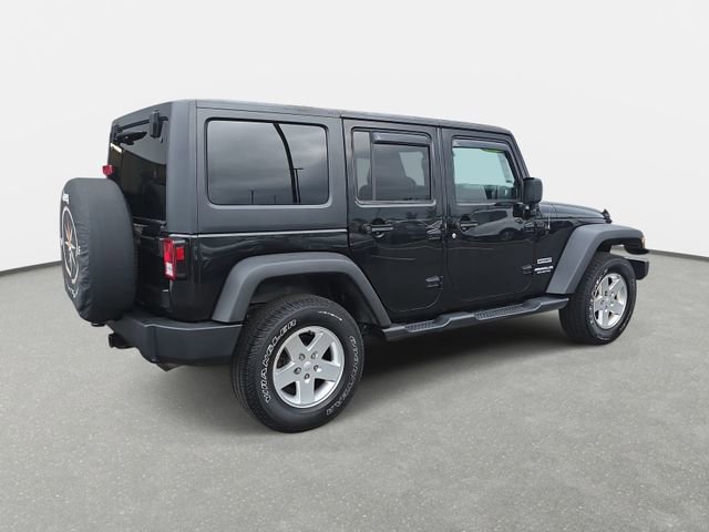 Used 2012 Jeep Wrangler Unlimited Sport AWD/4WD image 5