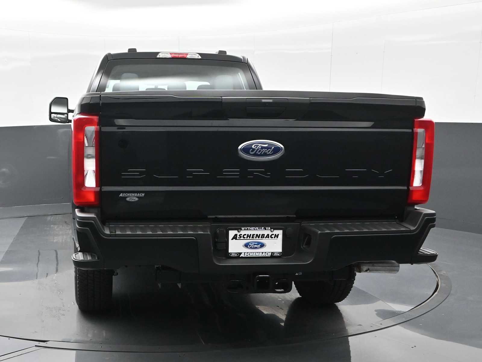 New 2025 Ford F250 XL w/ FX4 Off-Road Package image 7