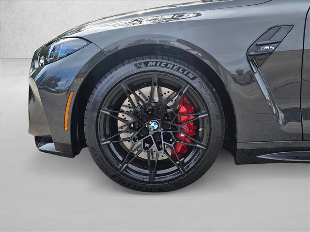 Used 2025 BMW M4 Coupe w/ Executive Package image 9
