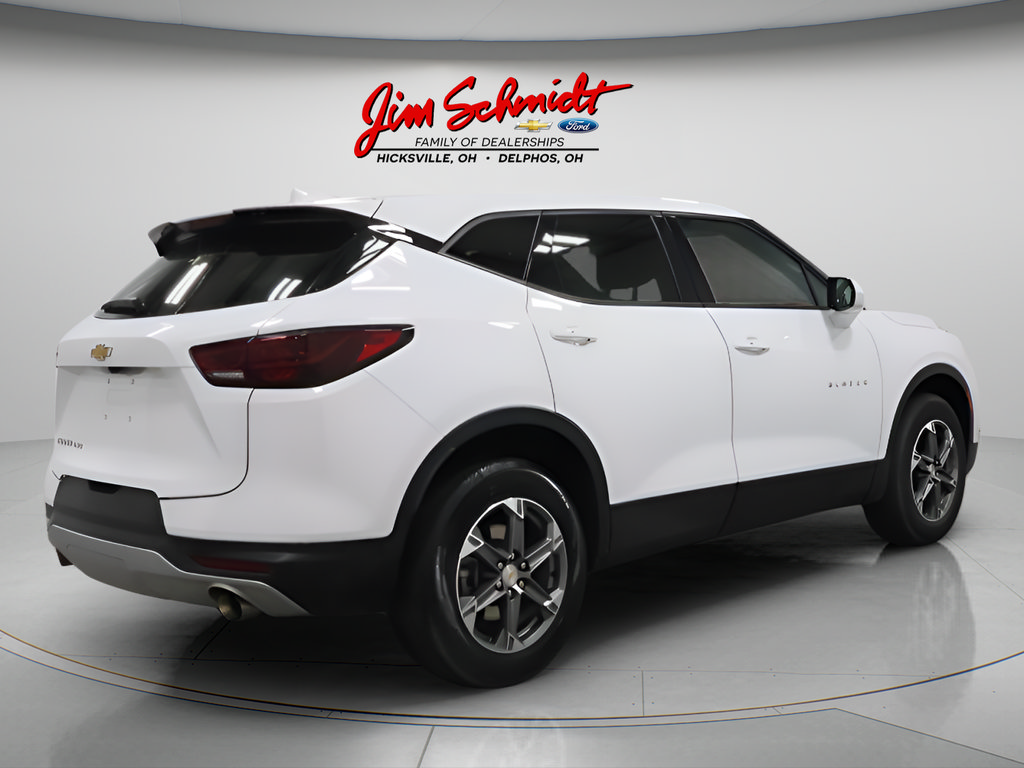 Used 2025 Chevrolet Blazer LT AWD/4WD image 6