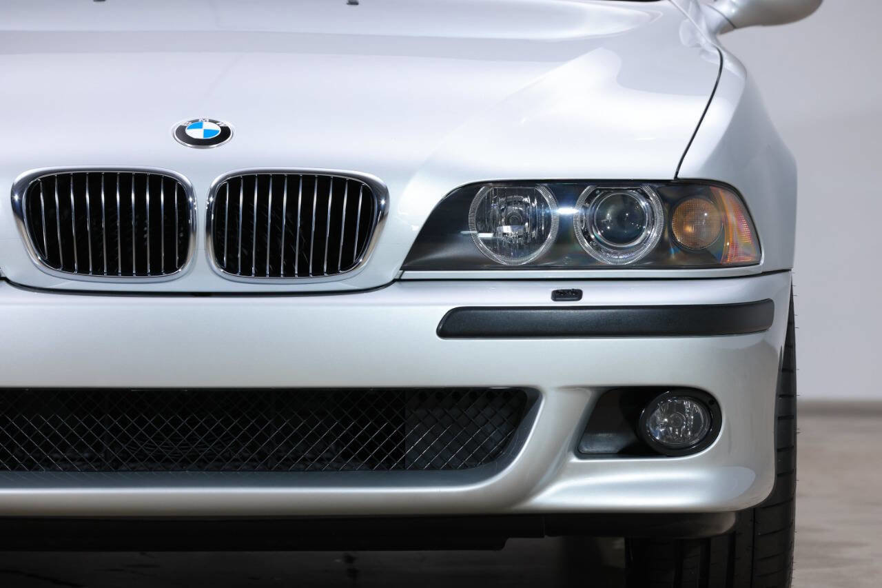 Used 2002 BMW M5 image 36