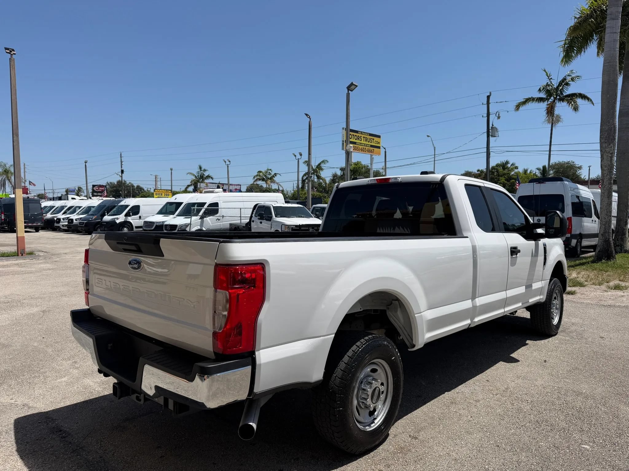 Used 2021 Ford F250 XL w/ Power Equipment Group AWD/4WD image 6