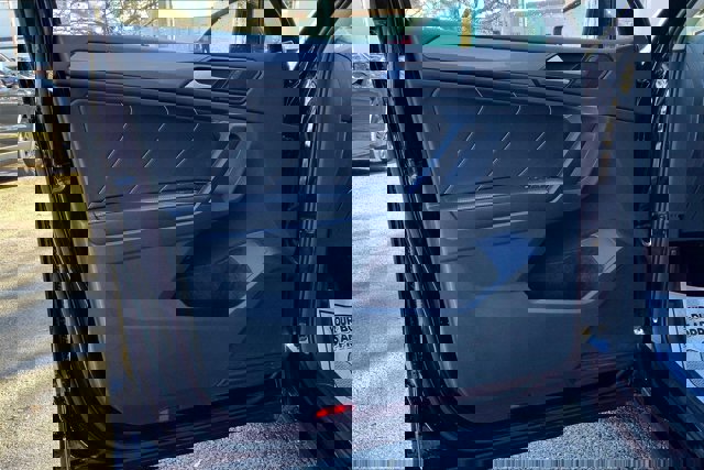 Used 2022 Volkswagen Tiguan SE image 22