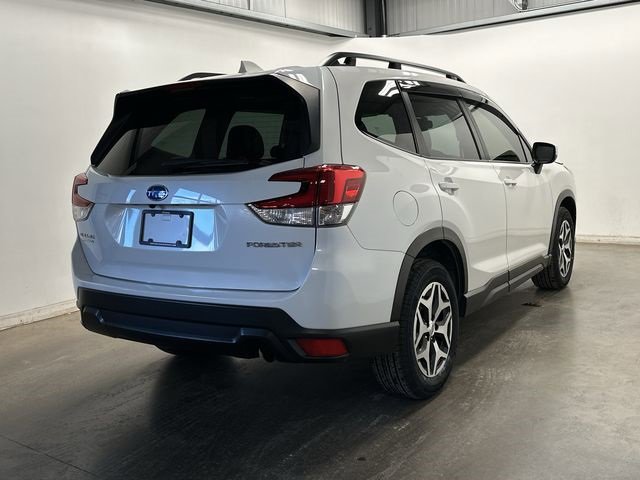 Certified 2022 Subaru Forester Premium image 33
