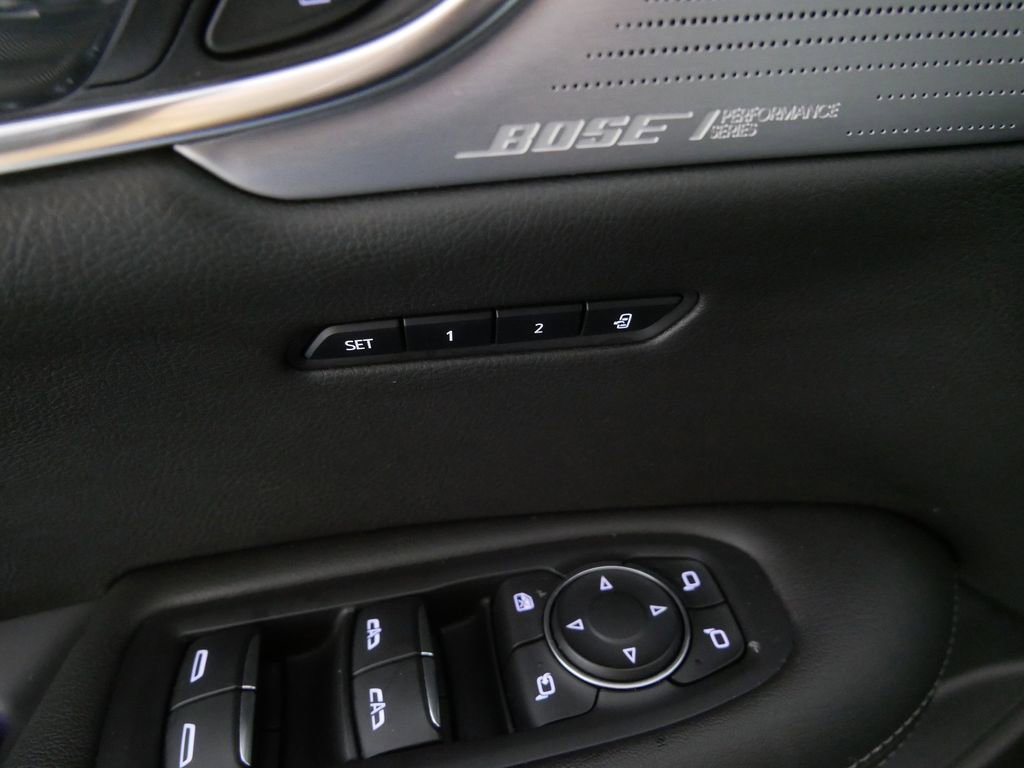 Used 2023 Cadillac XT6 Sport image 15