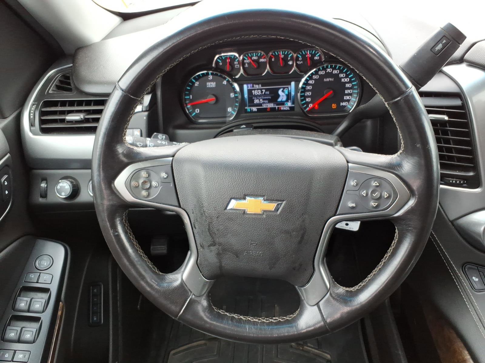 Used 2018 Chevrolet Suburban LT AWD/4WD image 20