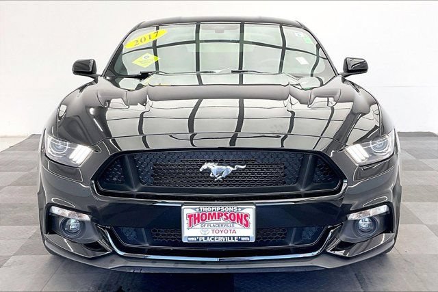 Used 2017 Ford Mustang GT RWD image 2