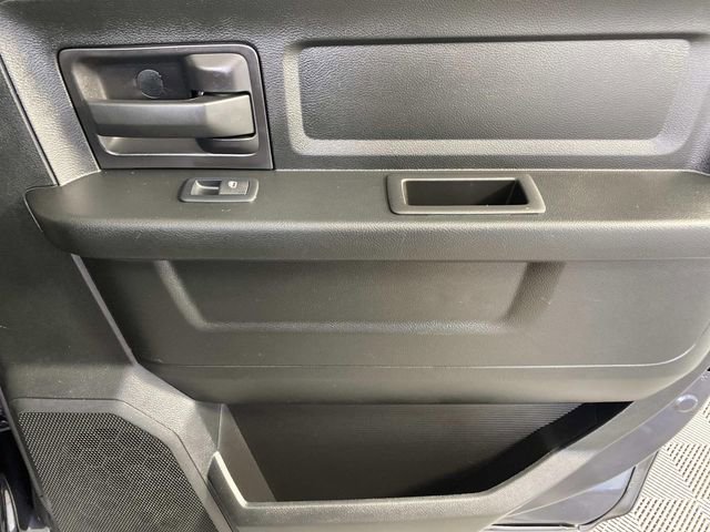 Used 2018 RAM 1500 Express RWD image 21