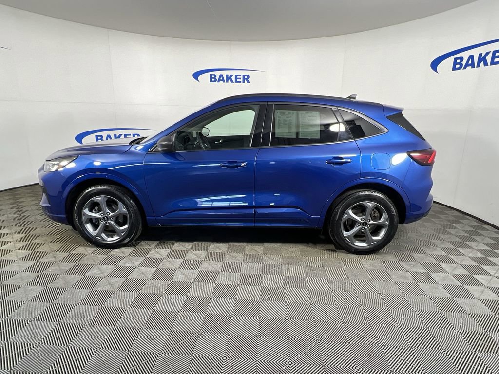 Used 2023 Ford Escape ST-Line image 6