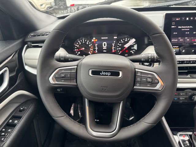New 2026 Jeep Compass Limited image 18