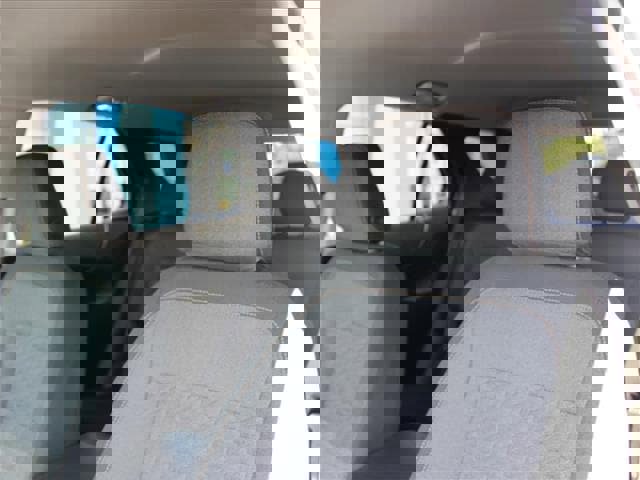 Used 2021 Chevrolet Equinox LT image 18