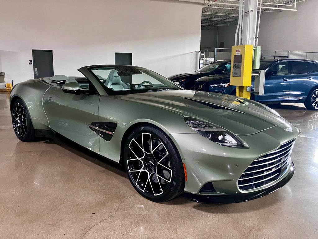Used 2026 Aston Martin Vanquish Convertible