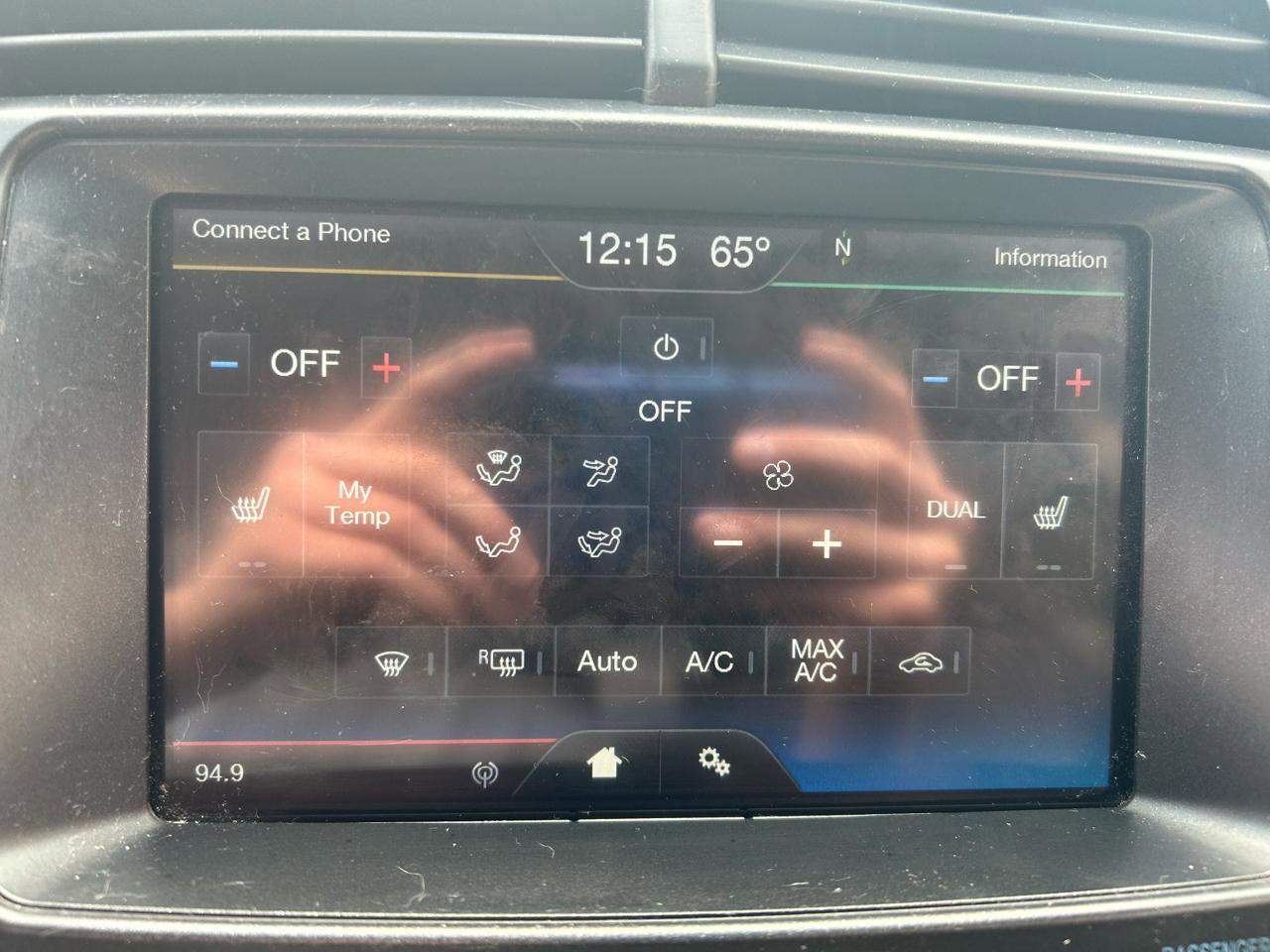 Used 2011 Ford Edge Limited w/ Trailer Tow Package image 24