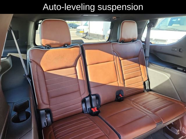 Used 2023 GMC Yukon Denali Ultimate w/ LPO, Floor Liner Package image 32