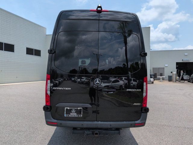 Used 2024 Mercedes-Benz Sprinter 3500 image 5