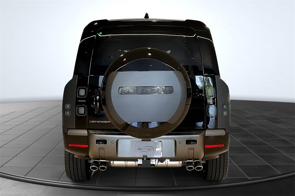 New 2026 Land Rover Defender 130 V8 image 3