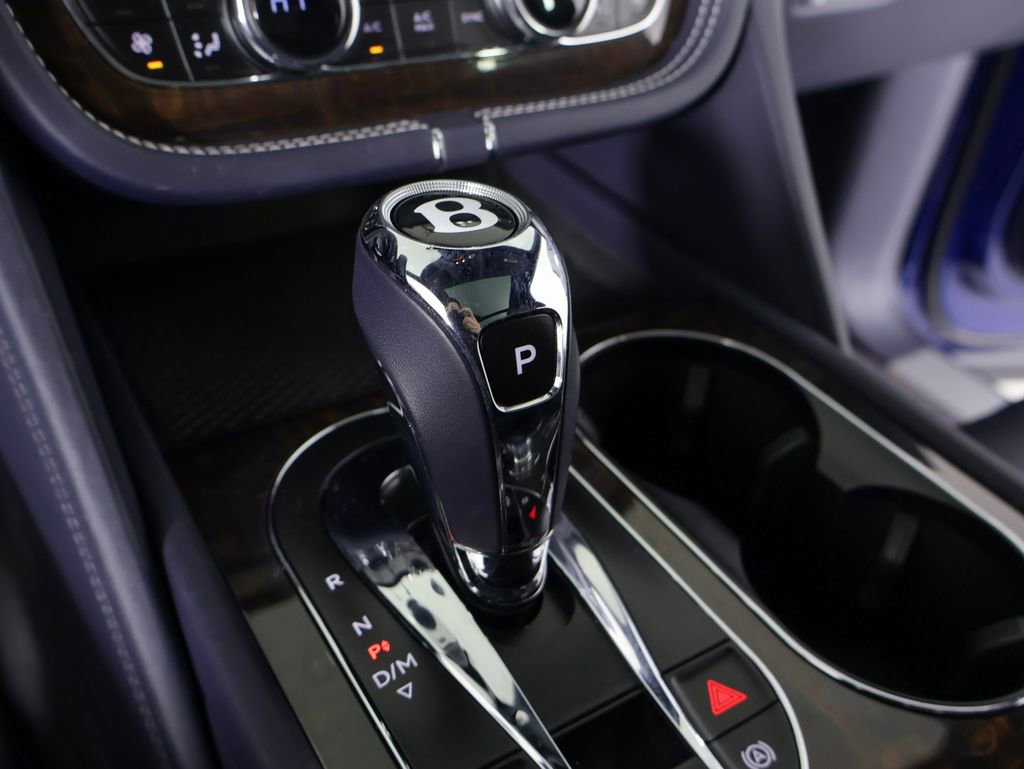 Used 2019 Bentley Bentayga image 21