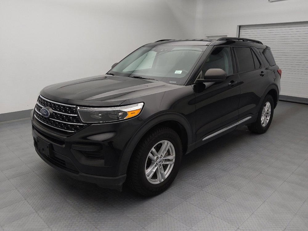Used 2020 Ford Explorer XLT w/ Comfort Package AWD/4WD image 2