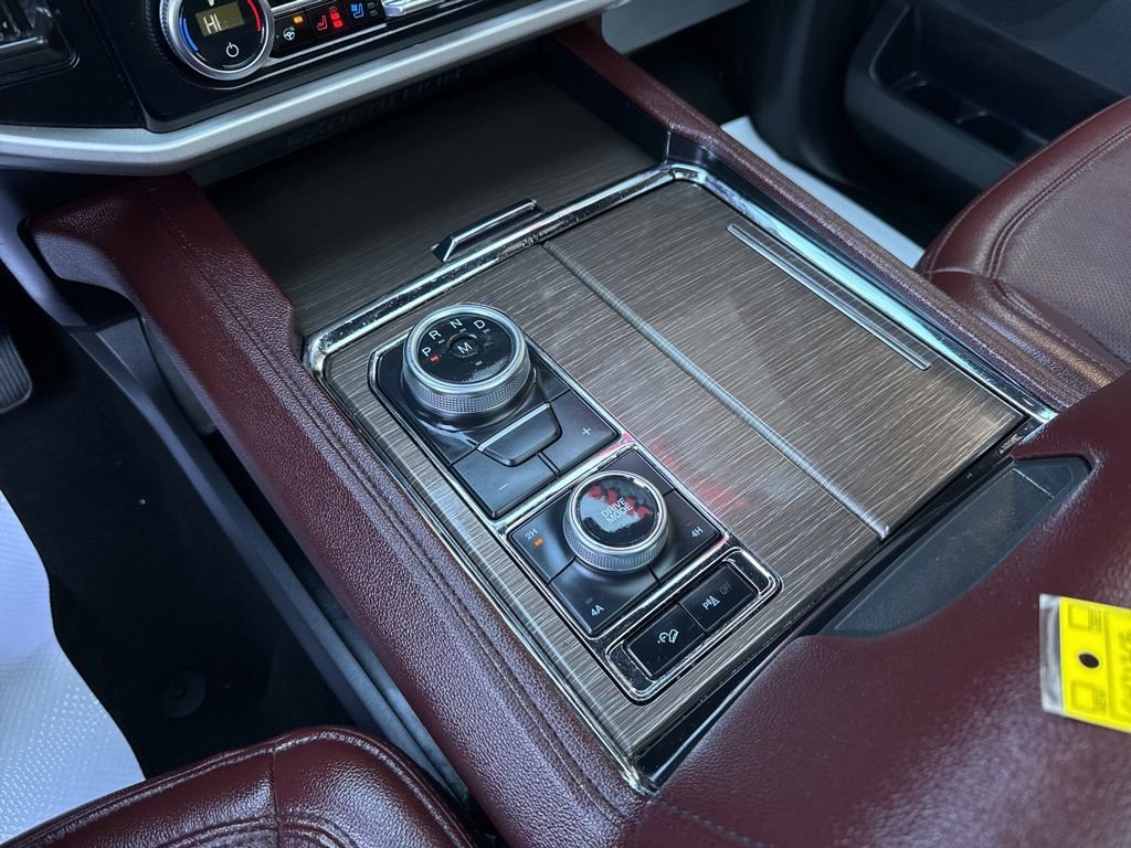 Used 2024 Ford Expedition Limited image 44