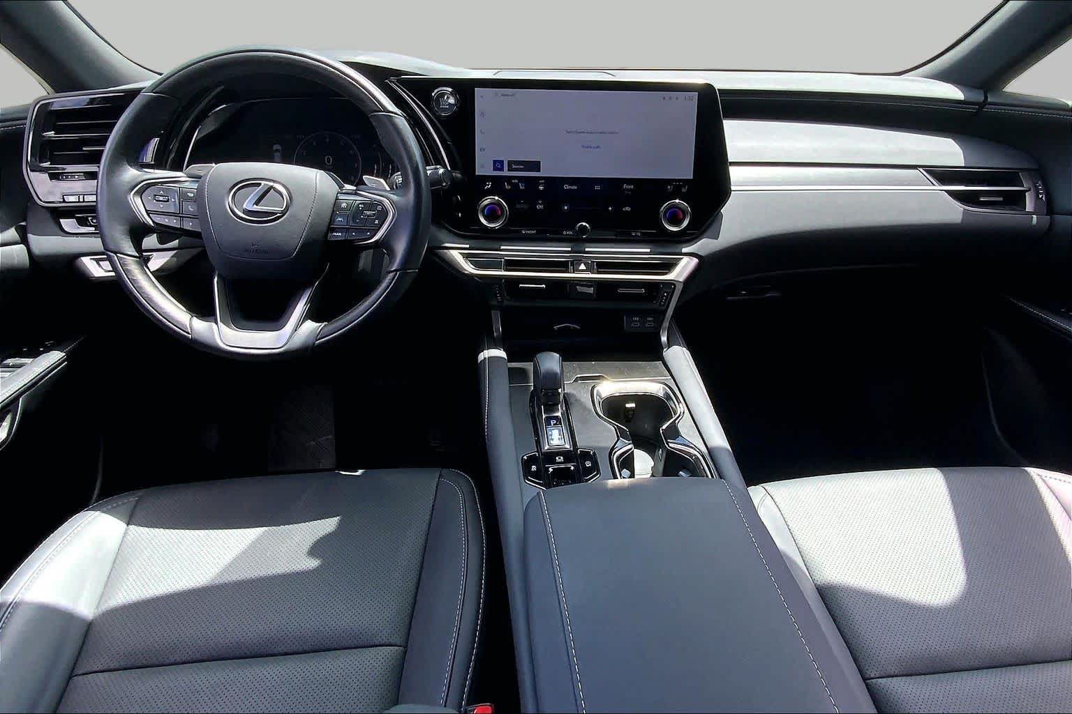 Used 2024 Lexus RX 350 Premium w/ Accessory Package (Z1) FWD image 15