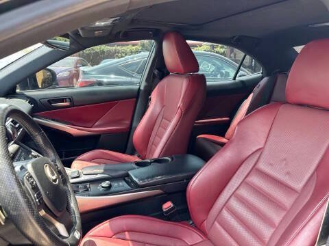 Used 2018 Lexus IS 300 F Sport w/ F Sport Package RWD image 20