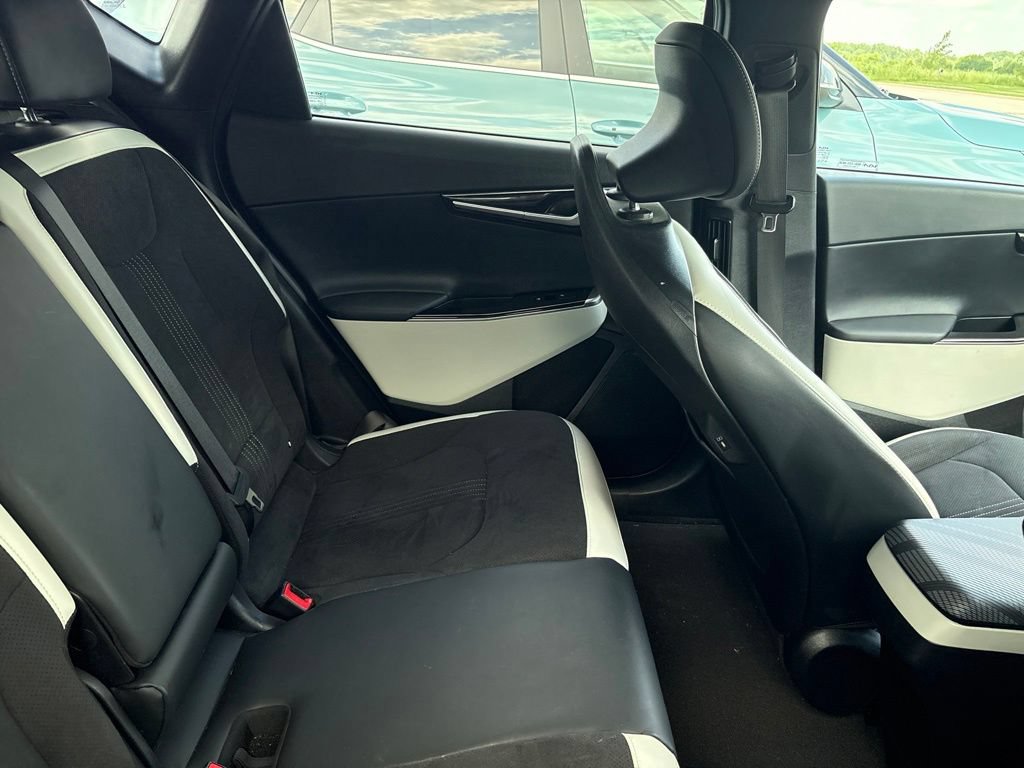 Certified 2022 Kia EV6 GT-Line w/ GT-Line Suede Seat Package AWD/4WD image 21