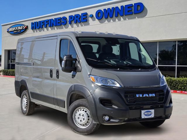 Used 2025 RAM ProMaster 2500 w/ Premium Convenience Group