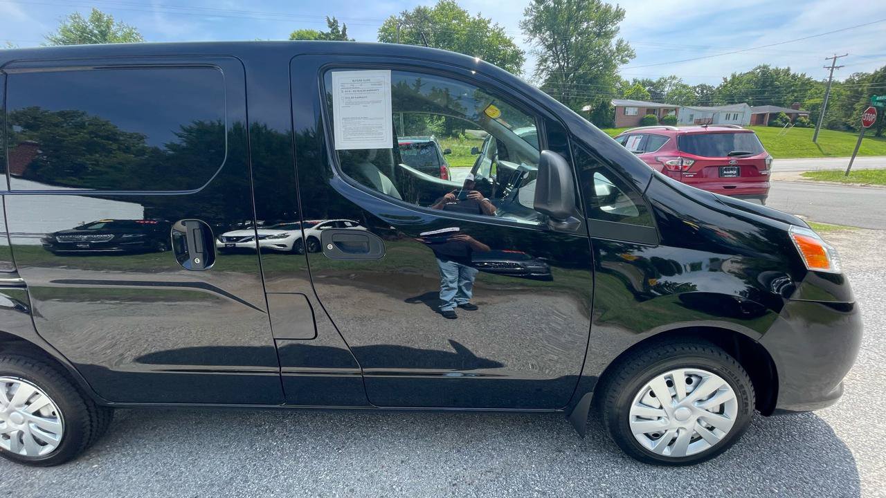 Used 2020 Nissan NV200 S FWD image 11