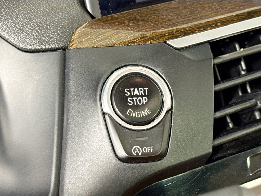 Used 2019 BMW X3 sDrive30i w/ Driving Assistance Package RWD image 17