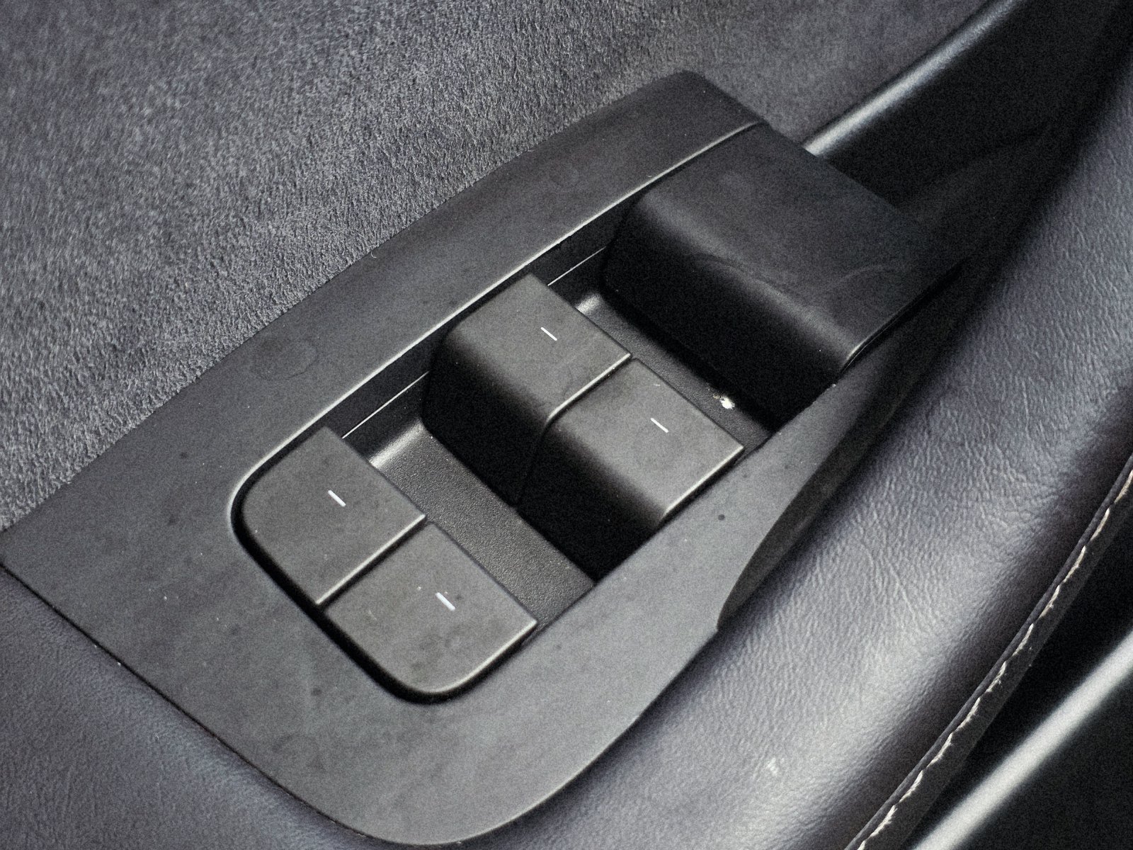 Used 2023 Tesla Model 3 Standard Range RWD image 30