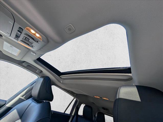 Used 2025 Toyota Highlander XLE image 16